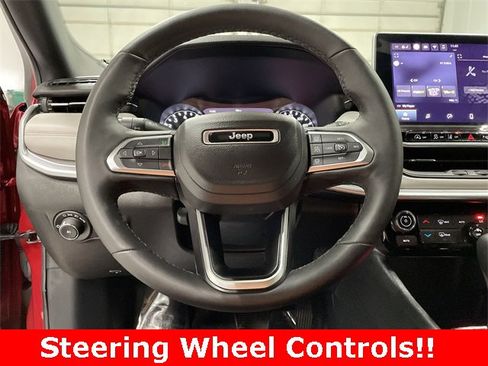 Used 2024 Jeep Compass Limited image 27