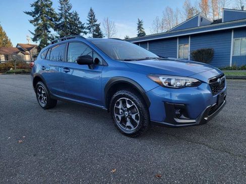 Used 2018 Subaru Crosstrek 2.0i image 3