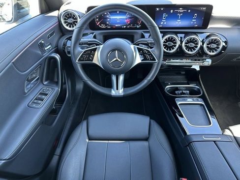 Used 2025 Mercedes-Benz CLA 250 4MATIC image 11