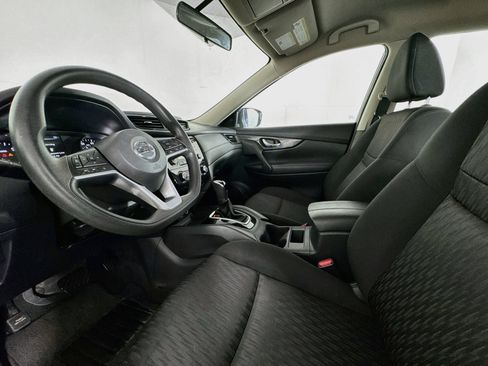 Used 2017 Nissan Rogue S FWD image 19