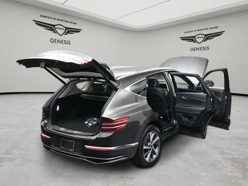 Used 2025 Genesis GV80 2.5T Select image 17