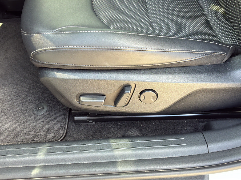 Used 2024 Kia EV6 Light RWD image 14