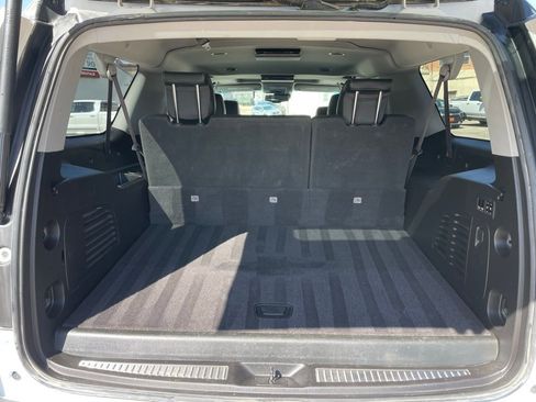 Used 2016 Chevrolet Suburban LTZ image 17