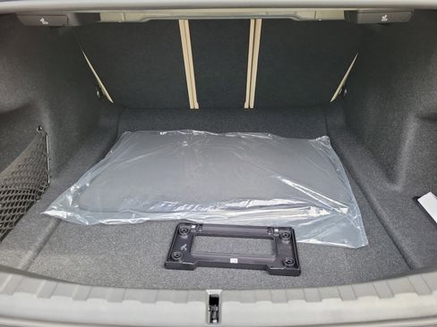 New 2026 BMW 330i Sedan w/ Convenience Package RWD image 6
