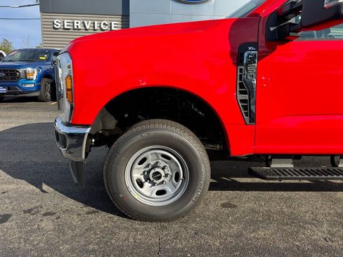 New 2026 Ford F250 XL w/ XL Chrome Package image 9