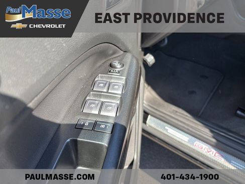 Used 2022 GMC Canyon Elevation w/ Elevation Premium Package AWD/4WD image 10