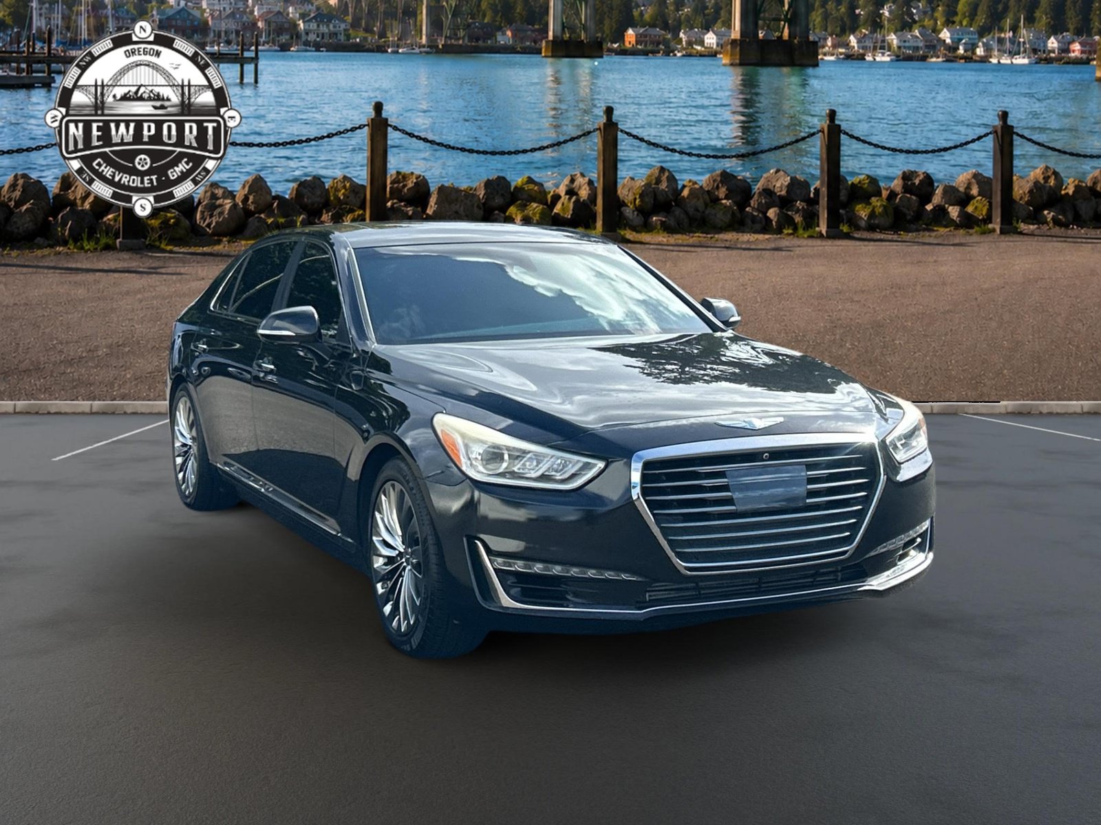 Used 2019 Genesis G90 3.3T Premium RWD image 3