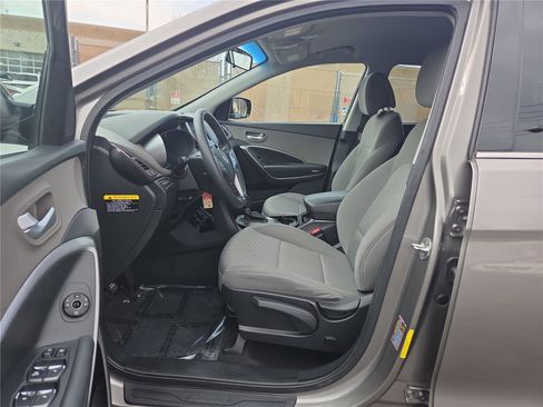 Used 2018 Hyundai Santa Fe Sport image 15