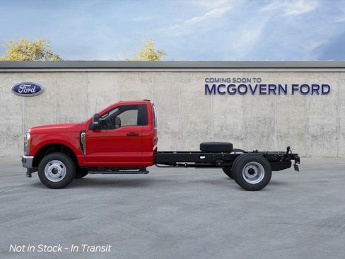 New 2026 Ford F350 4x4 Regular Cab DRW Super Duty image 4