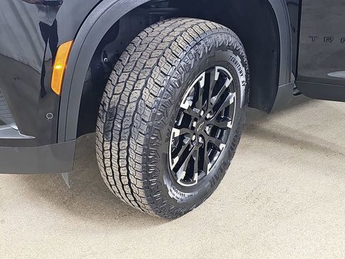 Certified 2024 Chevrolet Traverse Z71 w/ Enhanced Driving Package image 39