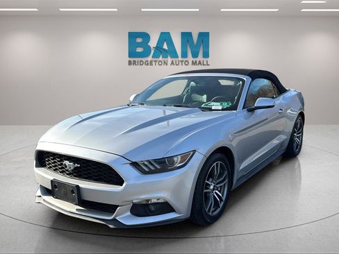 Used 2016 Ford Mustang Premium image 3
