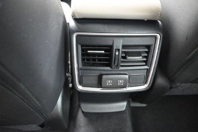 Used 2023 Subaru Forester Limited AWD/4WD image 15