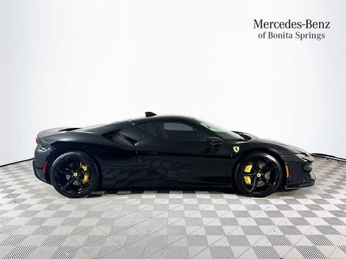 Used 2023 Ferrari SF90 Stradale AWD/4WD image 8