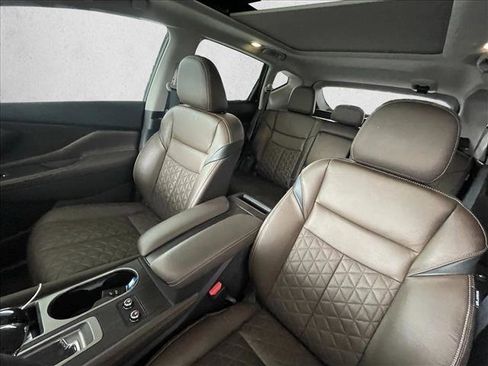 Used 2023 Nissan Murano Platinum w/ Cargo Package image 10