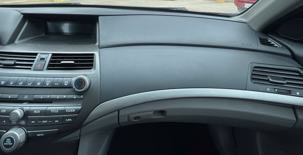 Used 2012 Honda Accord LX image 24