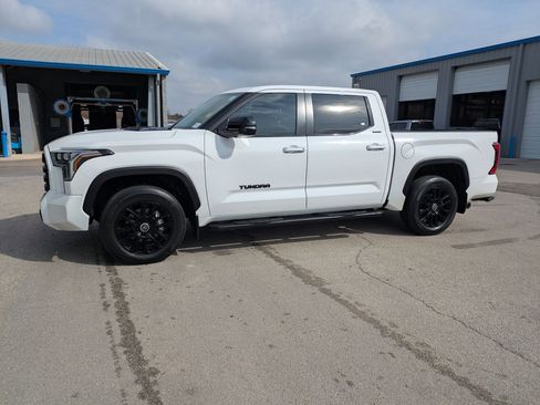 Used 2024 Toyota Tundra Limited image 6