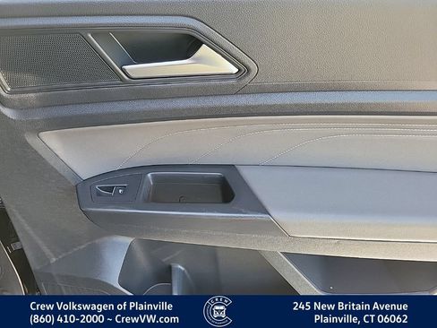 Certified 2023 Volkswagen Atlas SE w/ Panoramic Sunroof Package AWD/4WD image 47