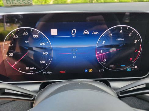 New 2025 Mercedes-Benz GLC 300 GLC 300 image 5