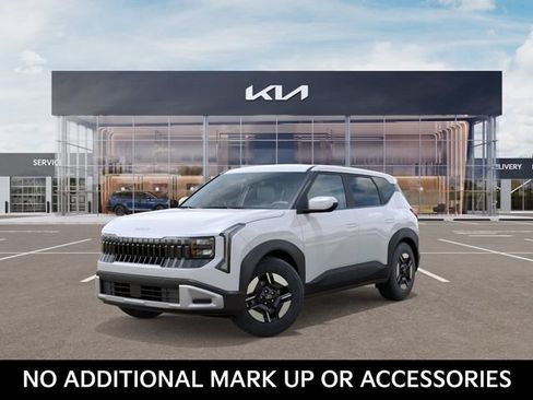 New 2027 Kia Seltos LX FWD image 1