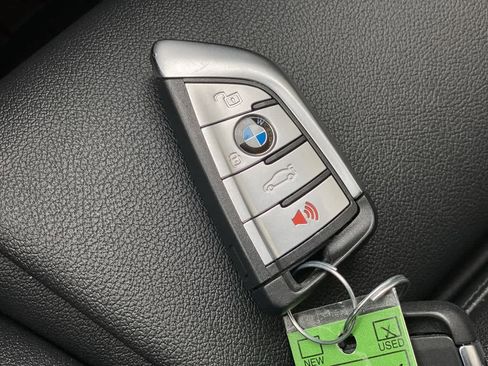 Used 2021 BMW X5 xDrive40i w/ Premium Package AWD/4WD image 28