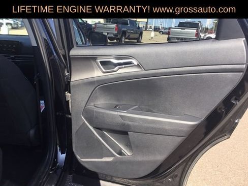 Used 2026 Kia Sportage LX AWD/4WD image 28