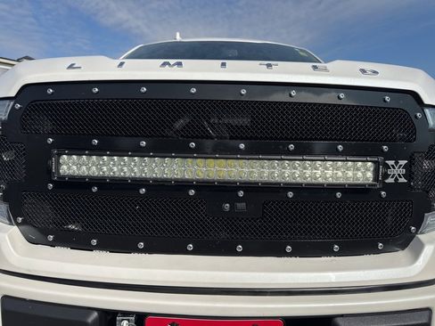 Used 2018 Ford F150 Limited w/ Trailer Tow Package image 10