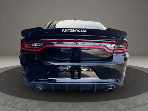 Used 2017 Dodge Charger R/T Scat Pack w/ Dynamics Package RWD image 10