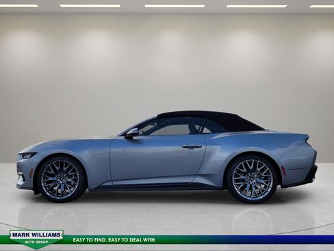 Used 2024 Ford Mustang Premium RWD image 7