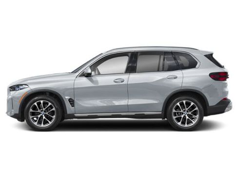 Used 2026 BMW X5 sDrive40i w/ M Sport Package RWD image 3
