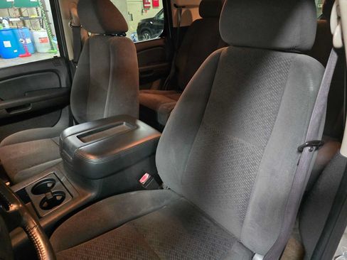 Used 2008 Chevrolet Tahoe LT w/ Convenience Package 1 AWD/4WD image 21