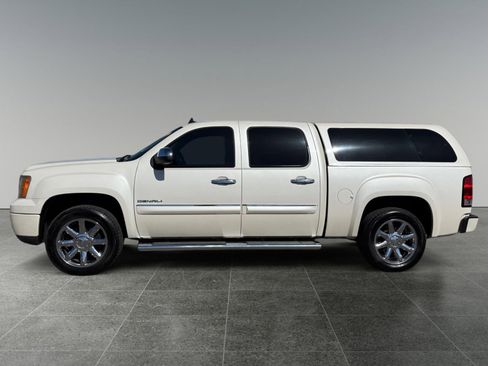 Used 2012 GMC Sierra 1500 Denali AWD/4WD image 2