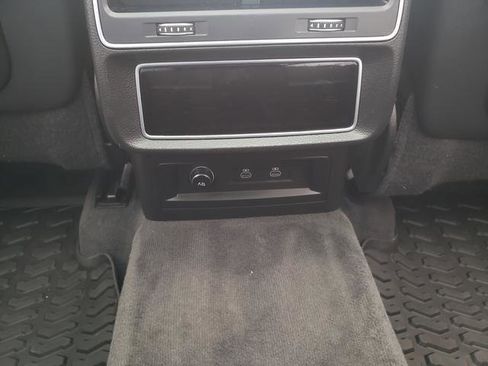 Used 2023 Audi Q7 3.0T Prestige AWD/4WD image 13