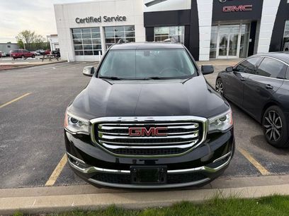 Used 2017 GMC Acadia SLT
