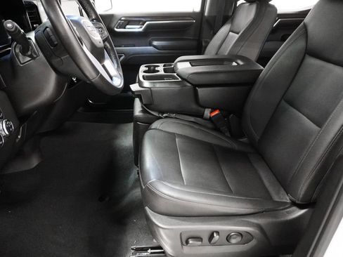 Used 2022 GMC Sierra 1500 SLT AWD/4WD image 13