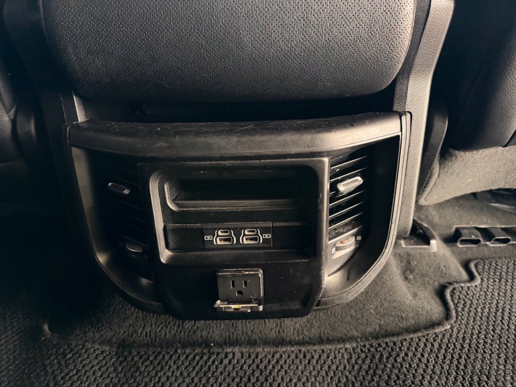 Used 2023 RAM 1500 Laramie AWD/4WD image 38
