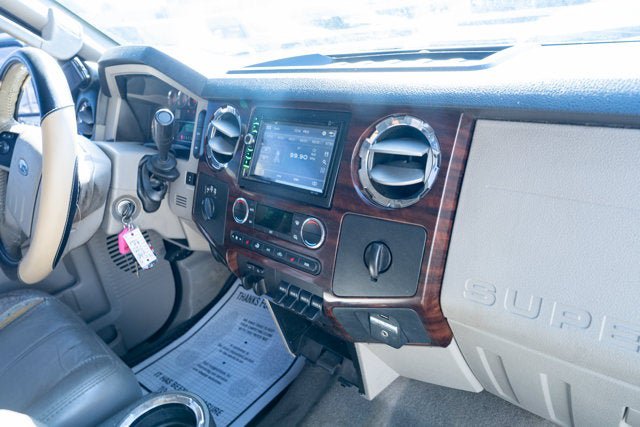 Used 2010 Ford F250 Lariat AWD/4WD image 38