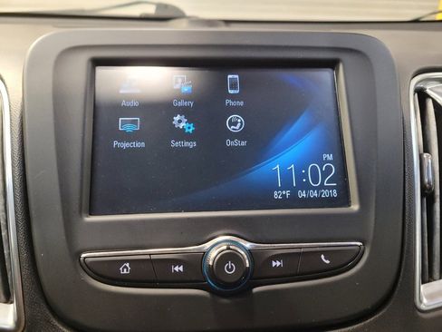 Used 2018 Chevrolet Malibu LT FWD image 25