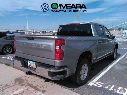 Used 2025 Chevrolet Silverado 1500 LT AWD/4WD image 3