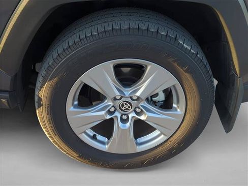 Certified 2025 Toyota RAV4 XLE AWD/4WD image 7