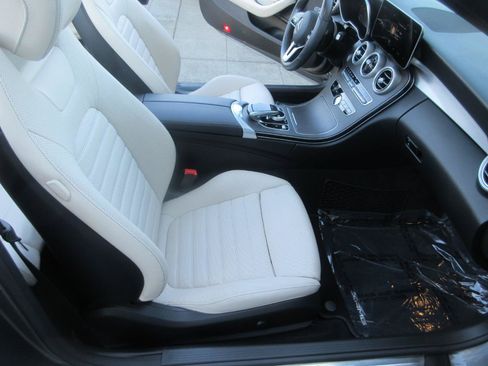 Used 2020 Mercedes-Benz C 300 Cabriolet image 24