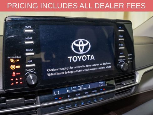 Used 2022 Toyota Sienna LE FWD image 12