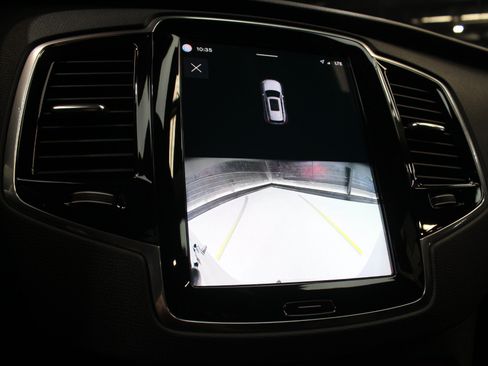 Used 2023 Volvo XC90 B6 Plus w/ Protection Package Premier AWD/4WD image 60