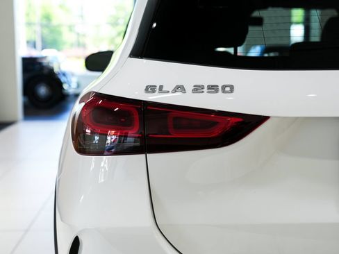 Certified 2023 Mercedes-Benz GLA 250 4MATIC image 10