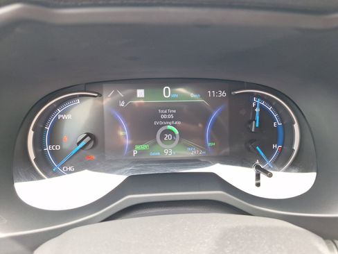 Used 2025 Toyota RAV4 XLE w/ Weather Package AWD/4WD image 20