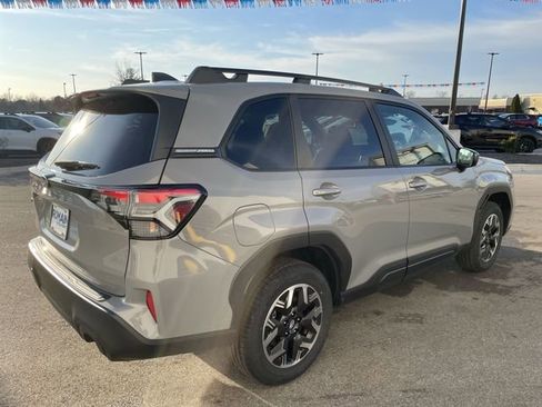 Used 2026 Subaru Forester Premium AWD/4WD image 5