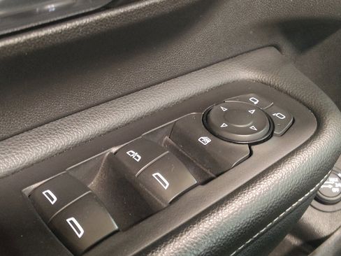 Used 2024 GMC Terrain SLT AWD/4WD image 27