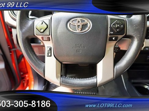 Used 2017 Toyota Tacoma SR5 w/ Tow Package AWD/4WD image 23