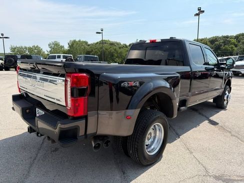 Used 2023 Ford F350 King Ranch AWD/4WD image 7