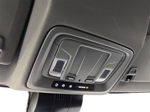 Used 2024 Chevrolet Silverado 1500 LT image 67