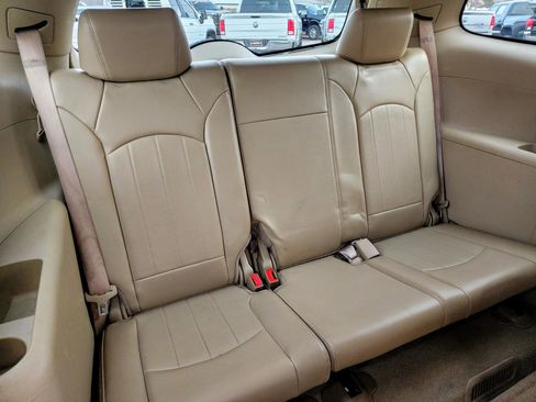 Used 2009 Buick Enclave CXL w/ Entertainment Package #4 image 18